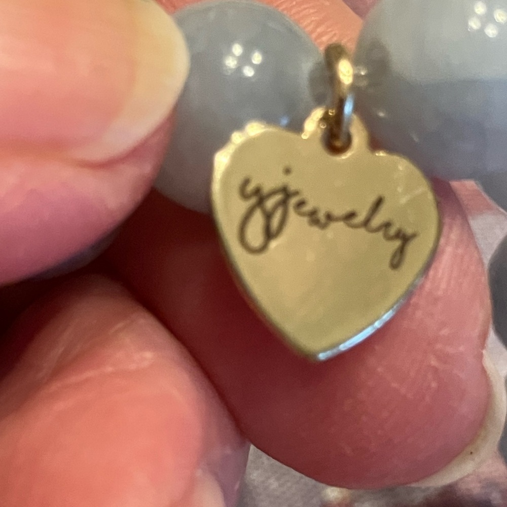 ANGELITE STONES BEAUTIFUL LIGHT BLUE WITH GOLD HEART AND SPACERS - Picture 3 of 13